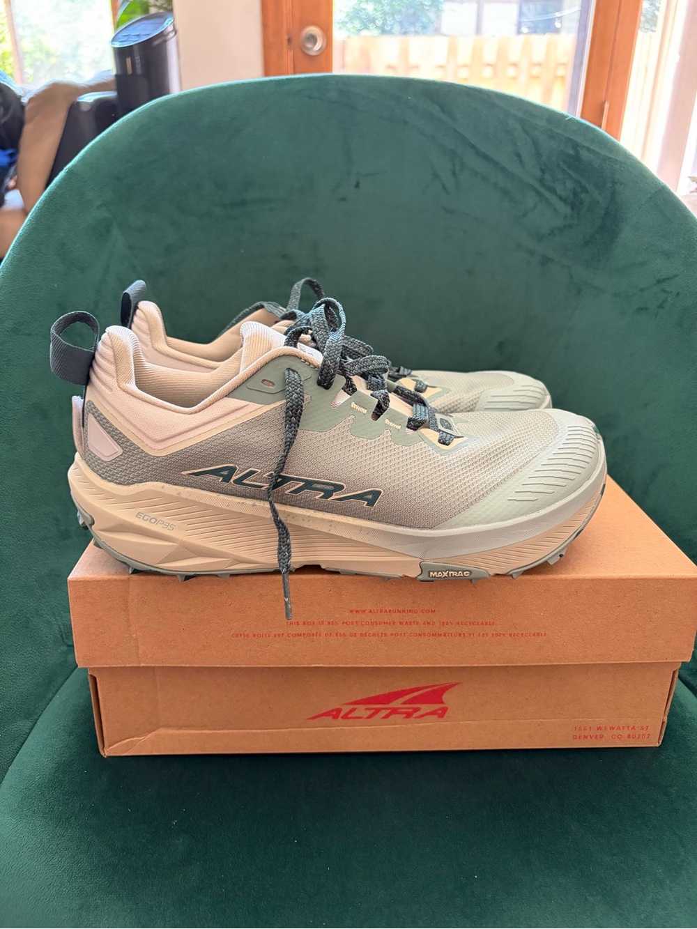 Altra Women’s Experience Wild Trail Running Shoes NWT